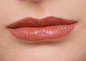 大阪にダントツの美容外科がある